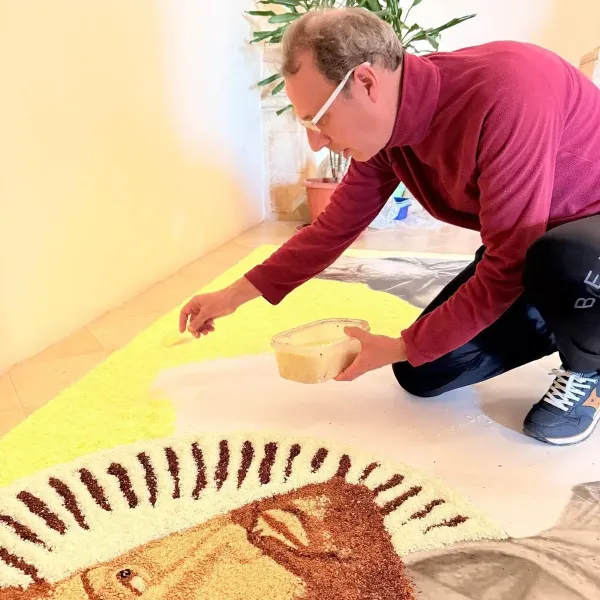 Un omaggio realizzato dai ragazzi di @Casa Tobia, in collaborazione con l’Associazione Culturale Petali D