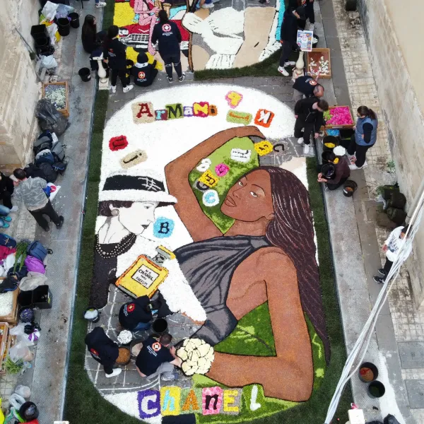 Petali d’Arte – Infiorata di Noto 2026 | La Cultura Pop si racconta