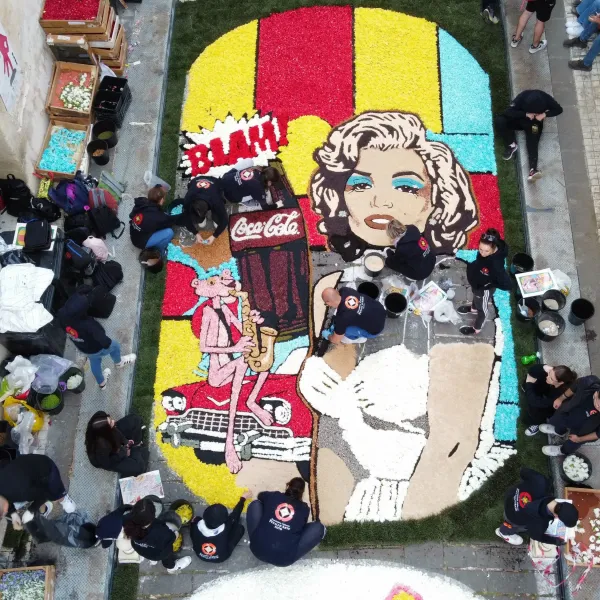 Petali d’Arte – Infiorata di Noto 2026 | La Cultura Pop si racconta